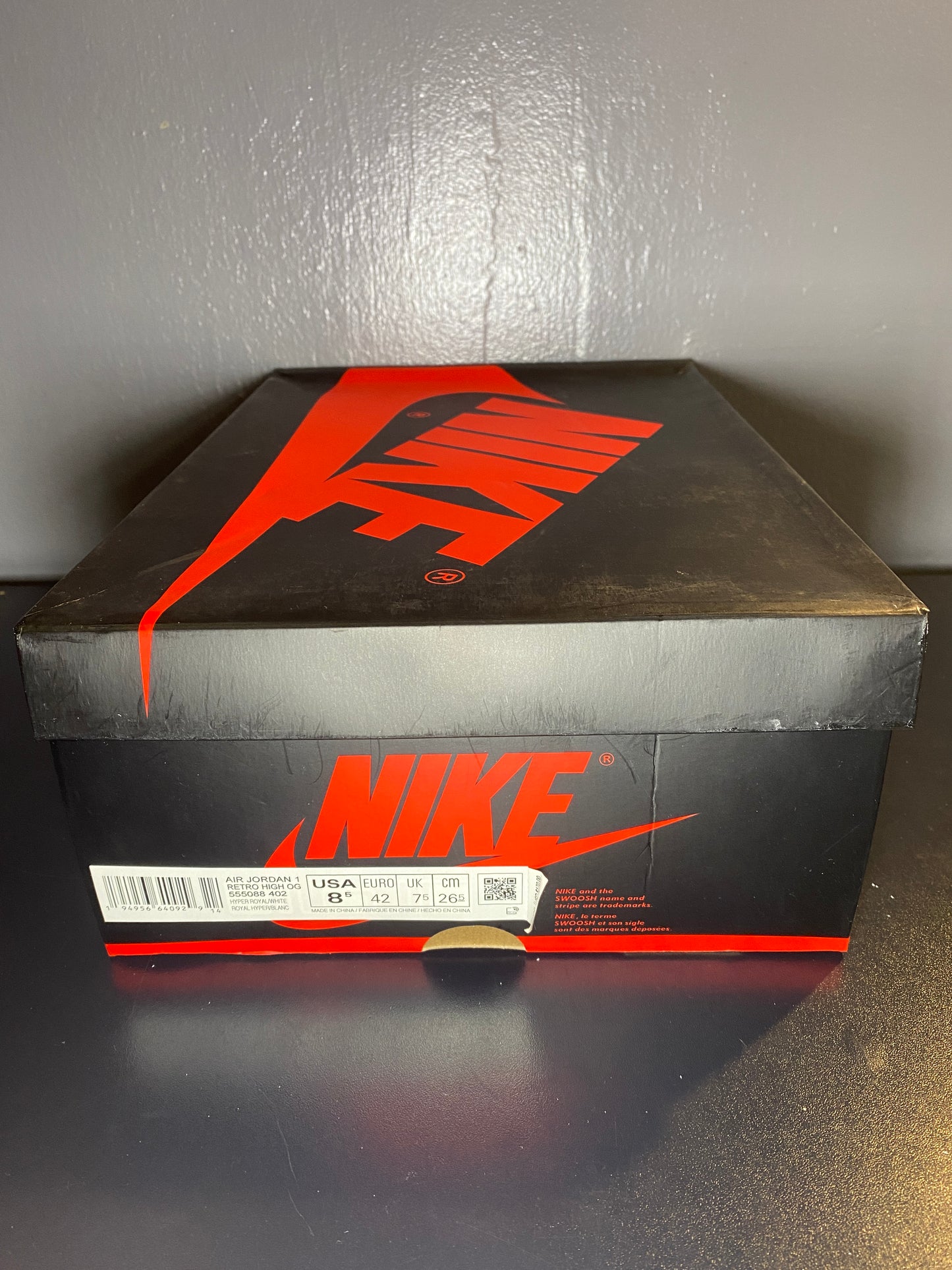 Jordan 1 Retro High “Hyper Royal”