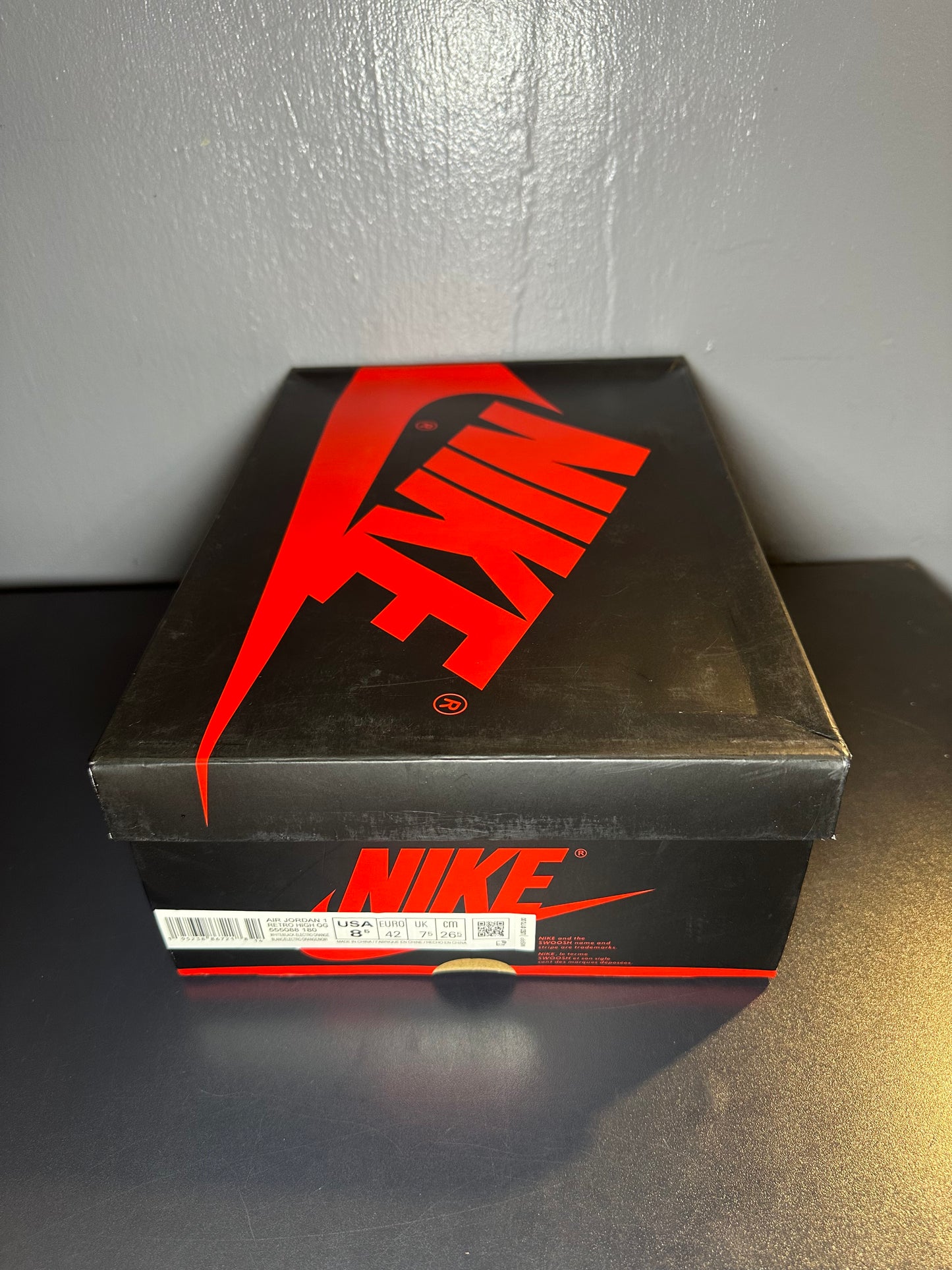 Jordan 1 Retro High “Electro Orange”