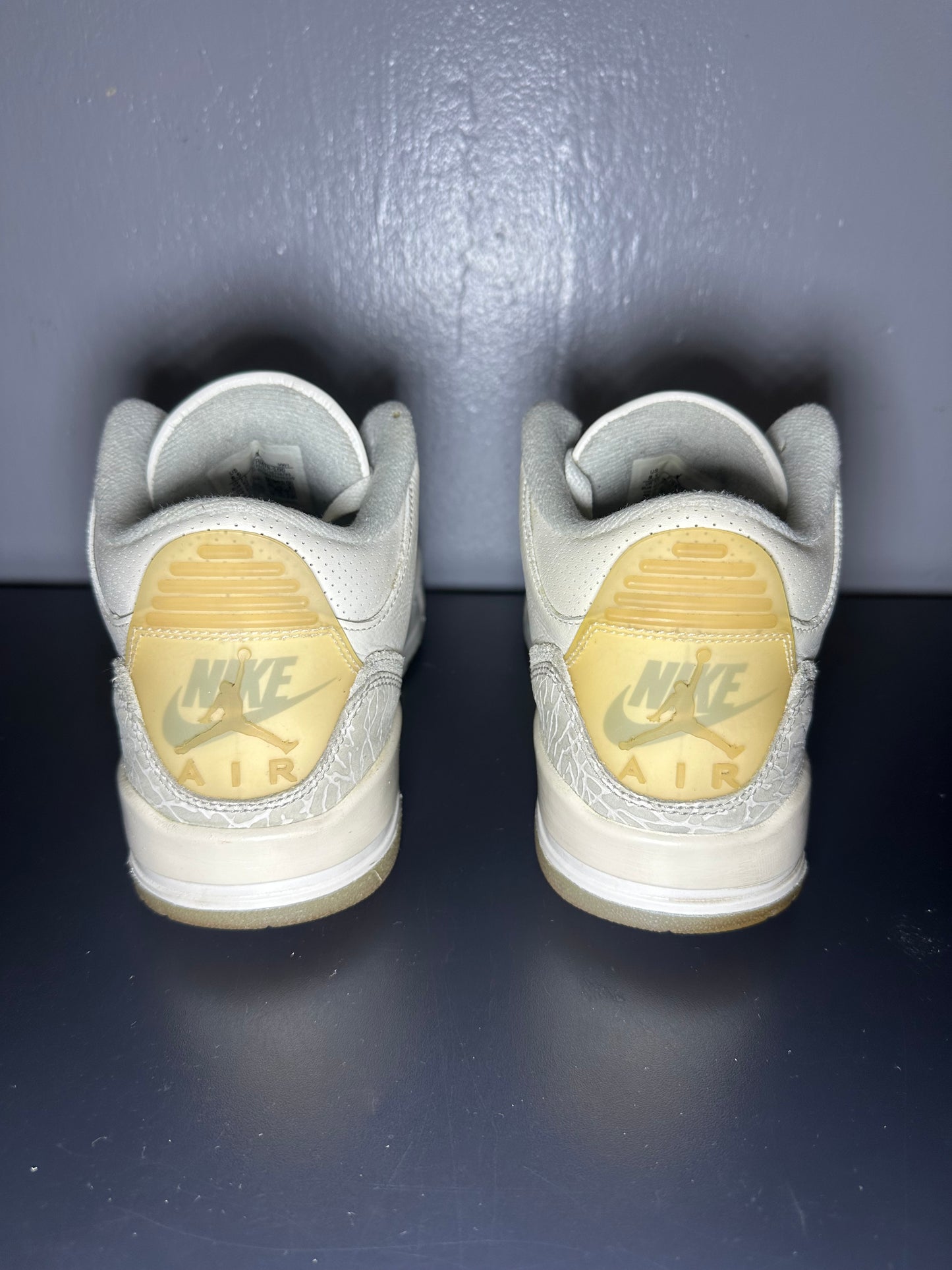 Jordan 3 Retro “Craft Ivory”