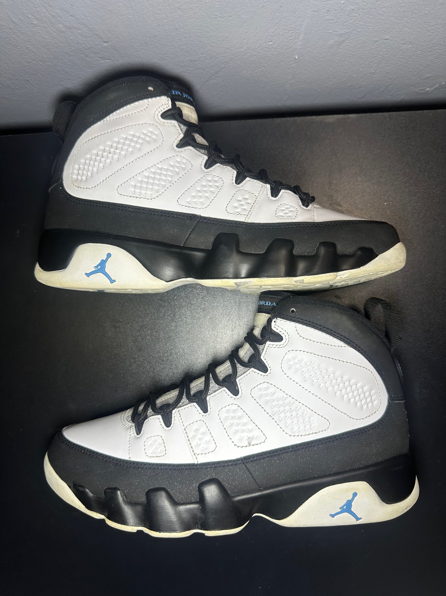 Jordan 9 Retro “University Blue”