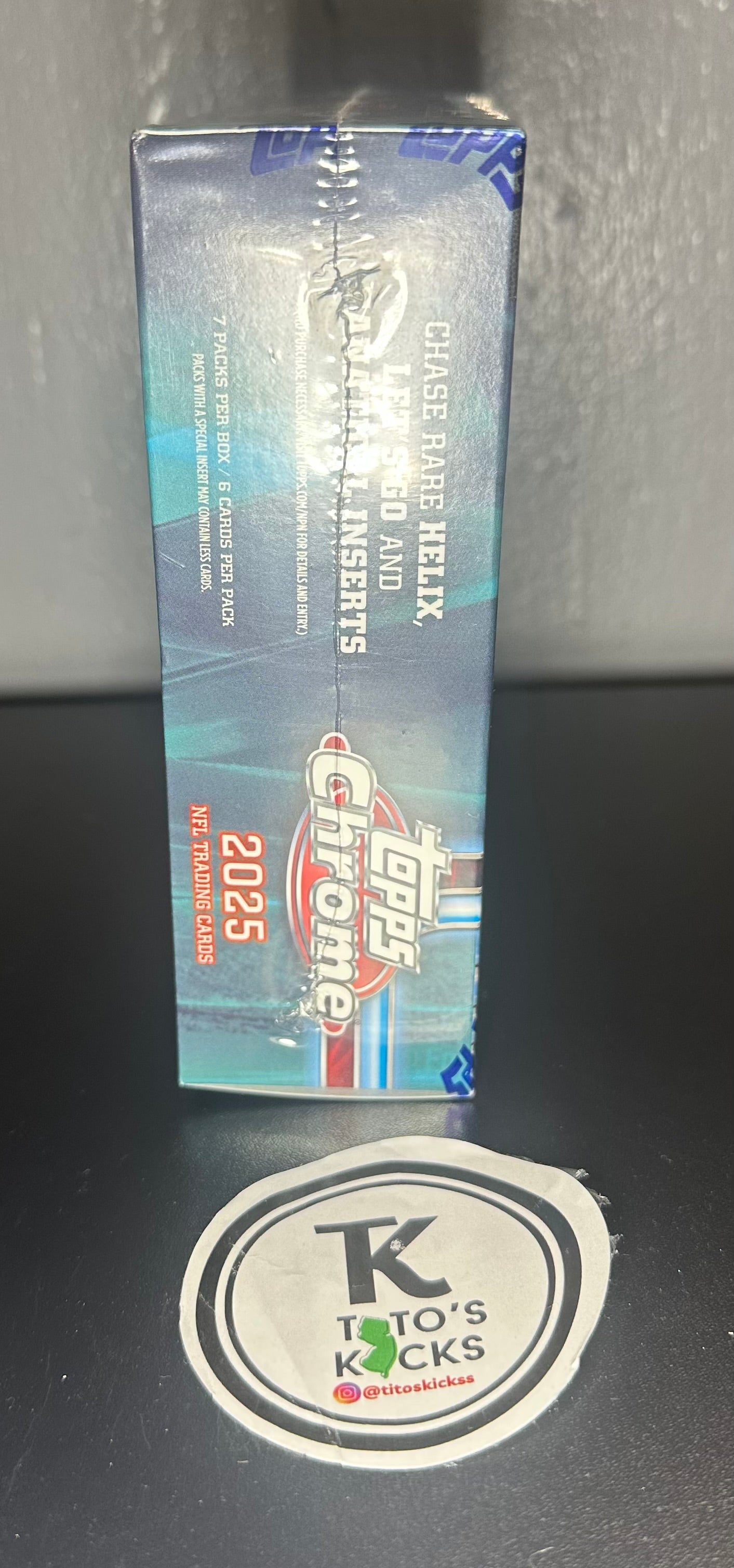 Topps Chrome NFL Football 2025 Mega