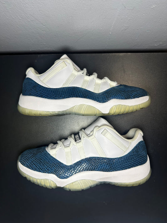 Jordan 11 Retro Low “Snake Navy”