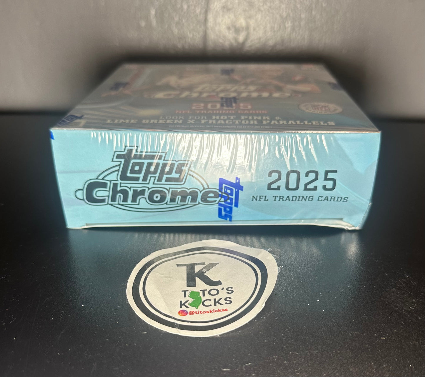 Topps Chrome NFL Football 2025 Mega