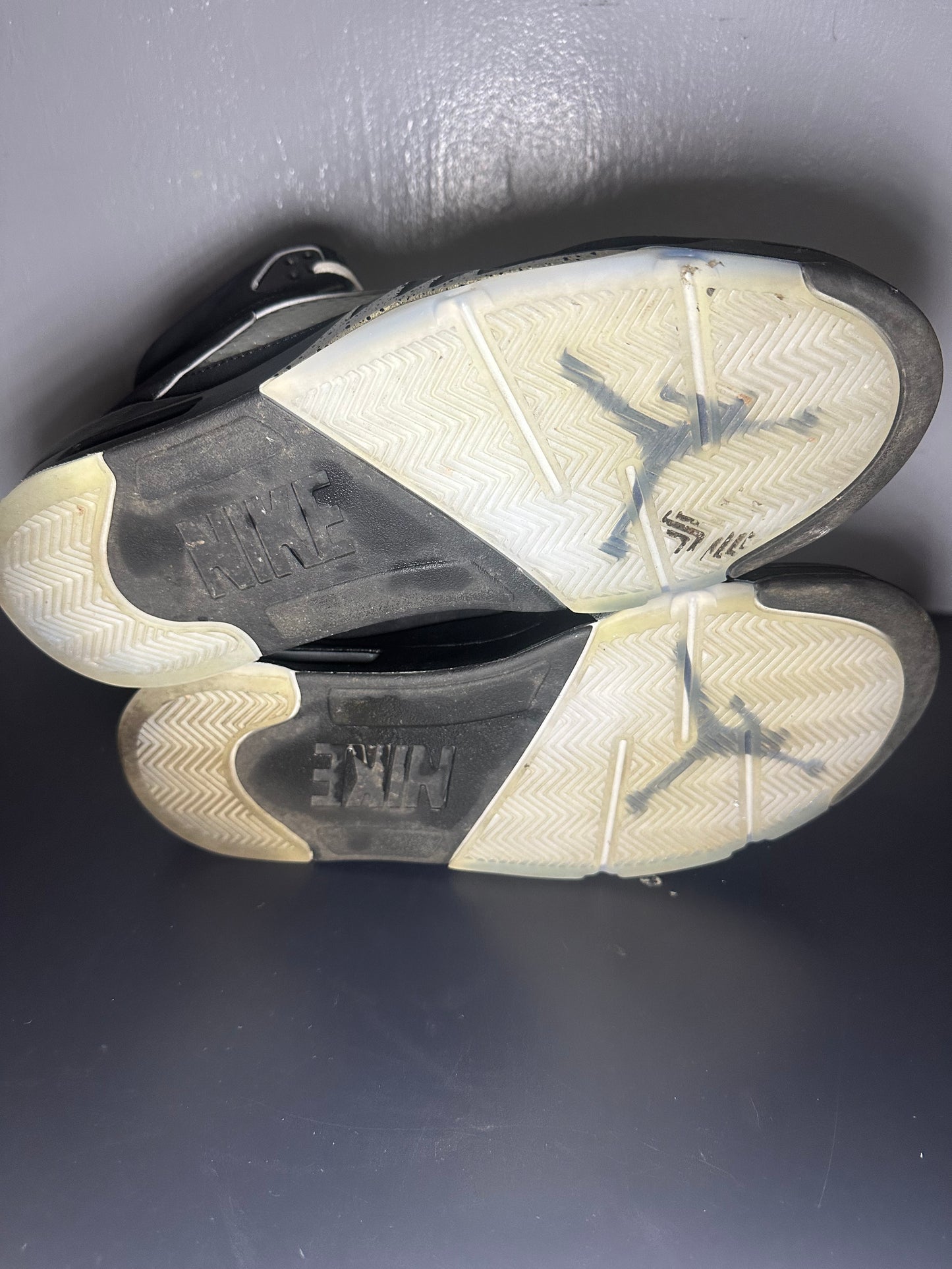 Jordan 5 Retro “Black Metallic Reimagined”