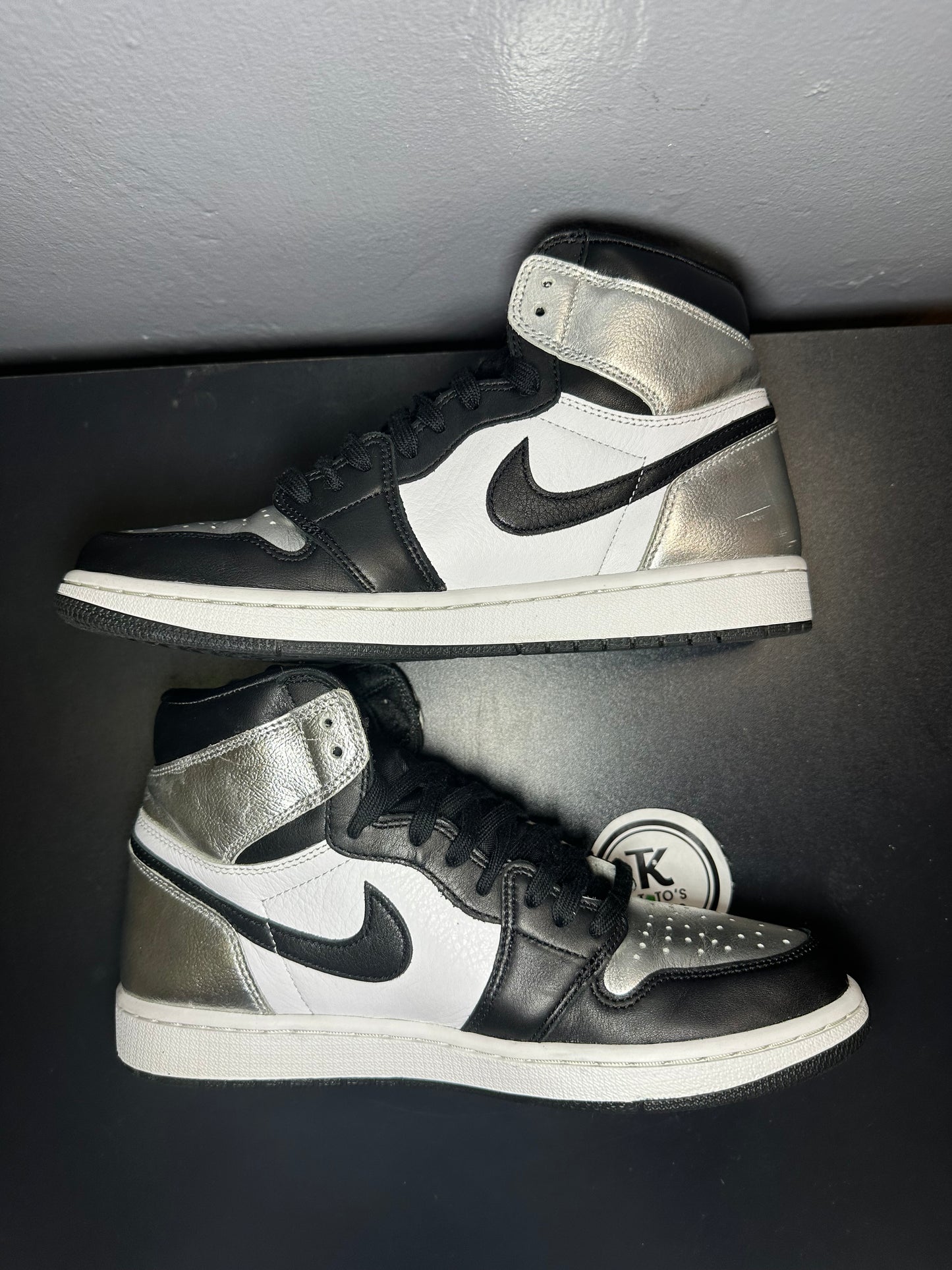 Jordan 1 Retro High “Silver Toe”