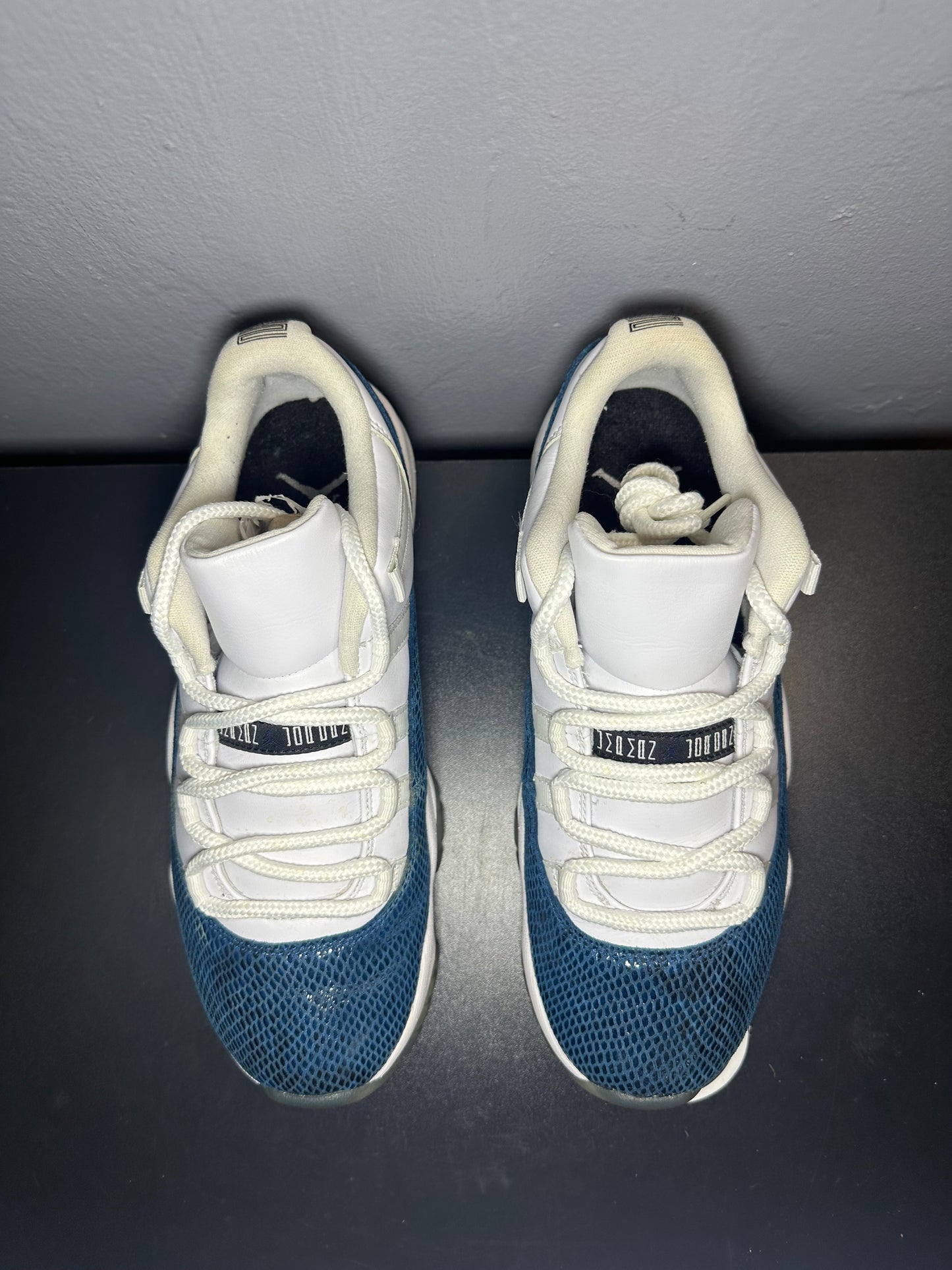 Jordan 11 Retro Low “Snake Navy”