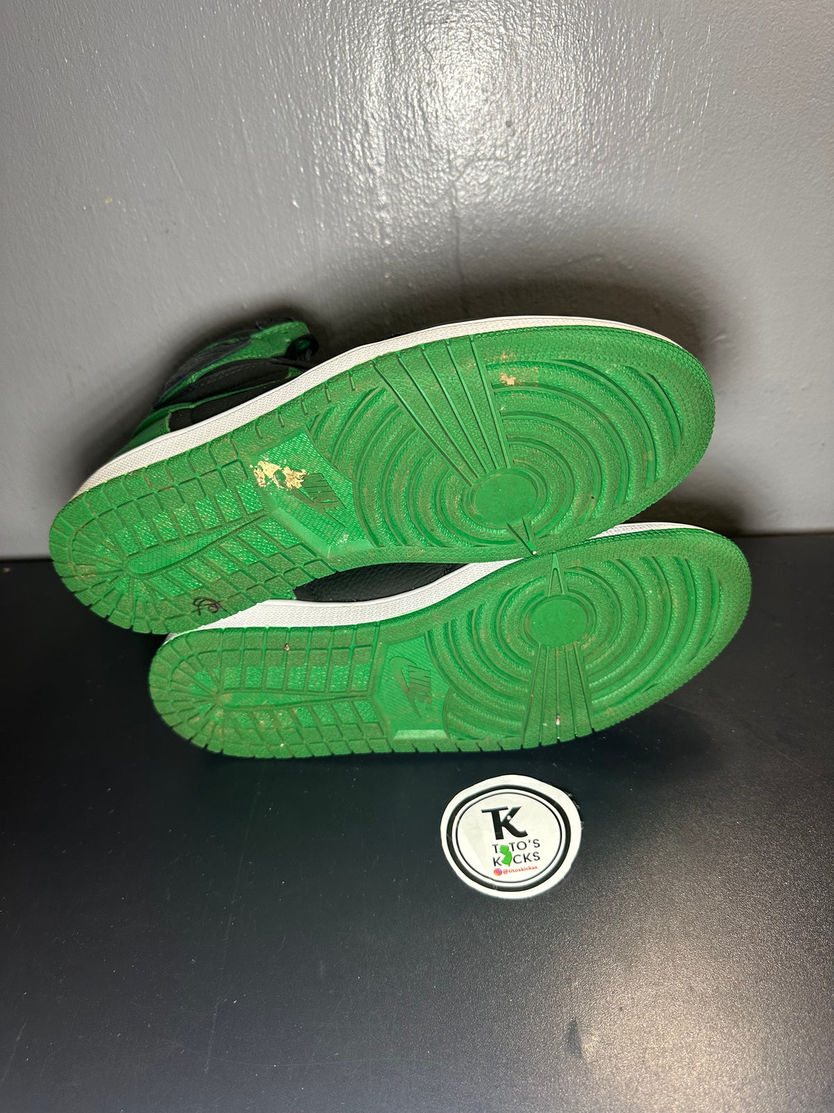Jordan 1 Retro High “Pine Green”