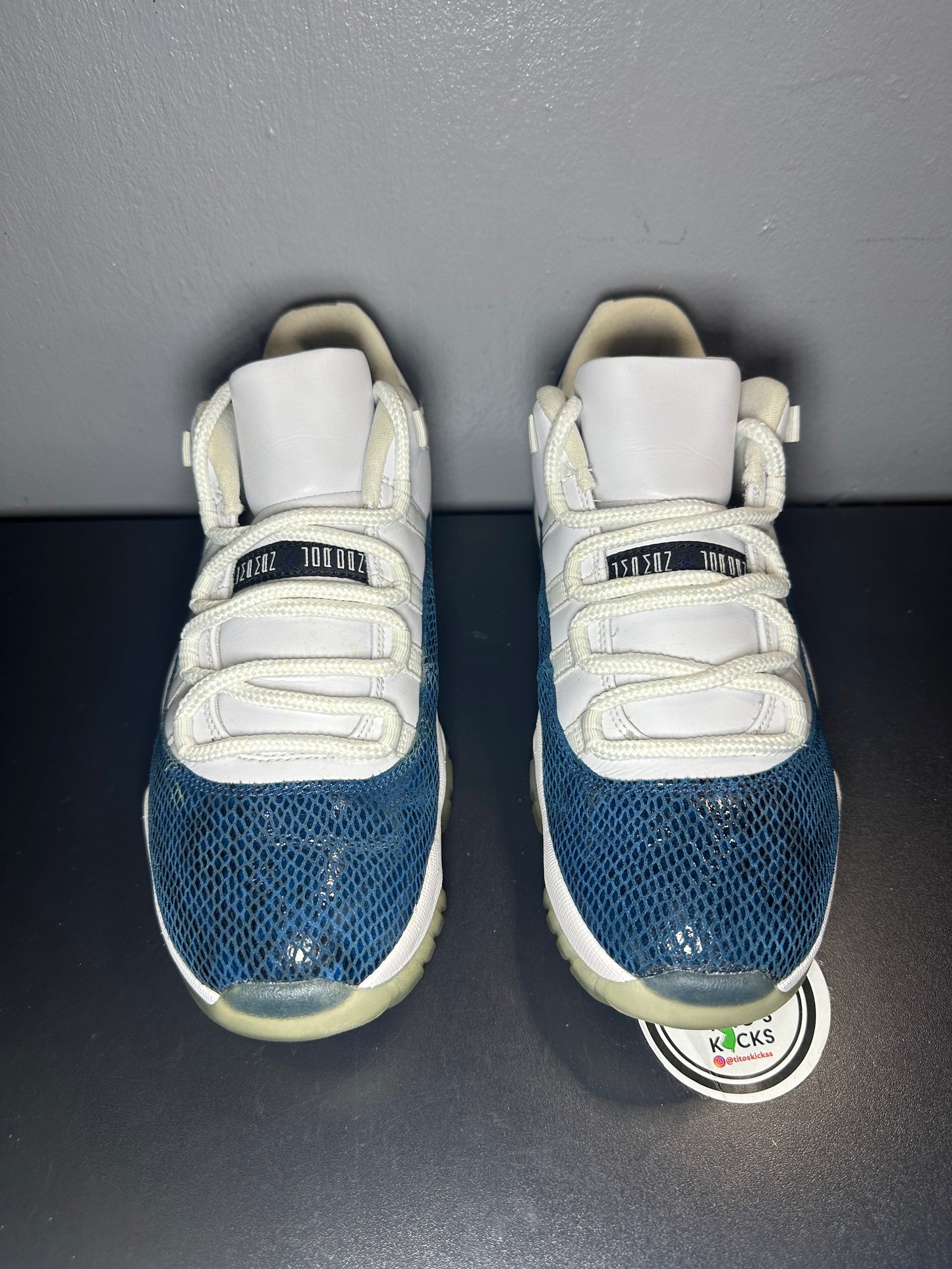 Jordan 11 Retro Low “Snake Navy”