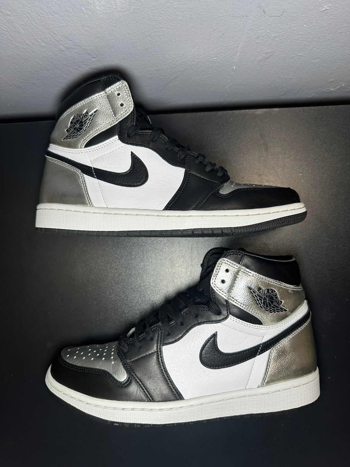 Jordan 1 Retro High “Silver Toe”