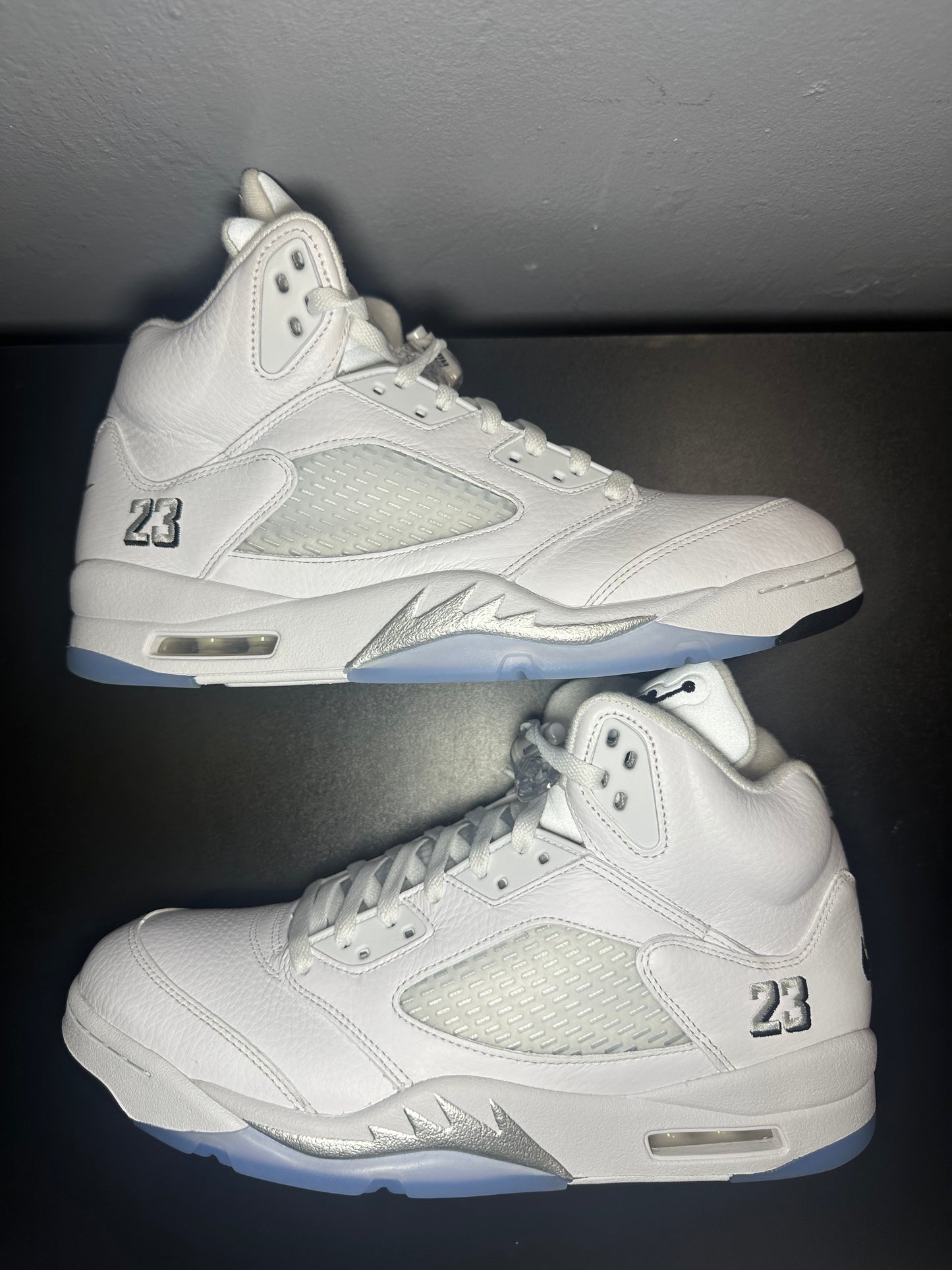 Jordan 5 Retro “White Metallic”