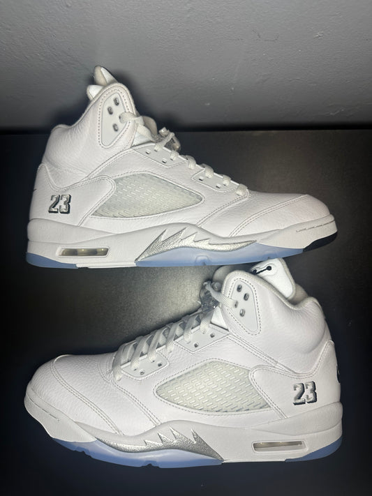 Jordan 5 Retro “White Metallic”