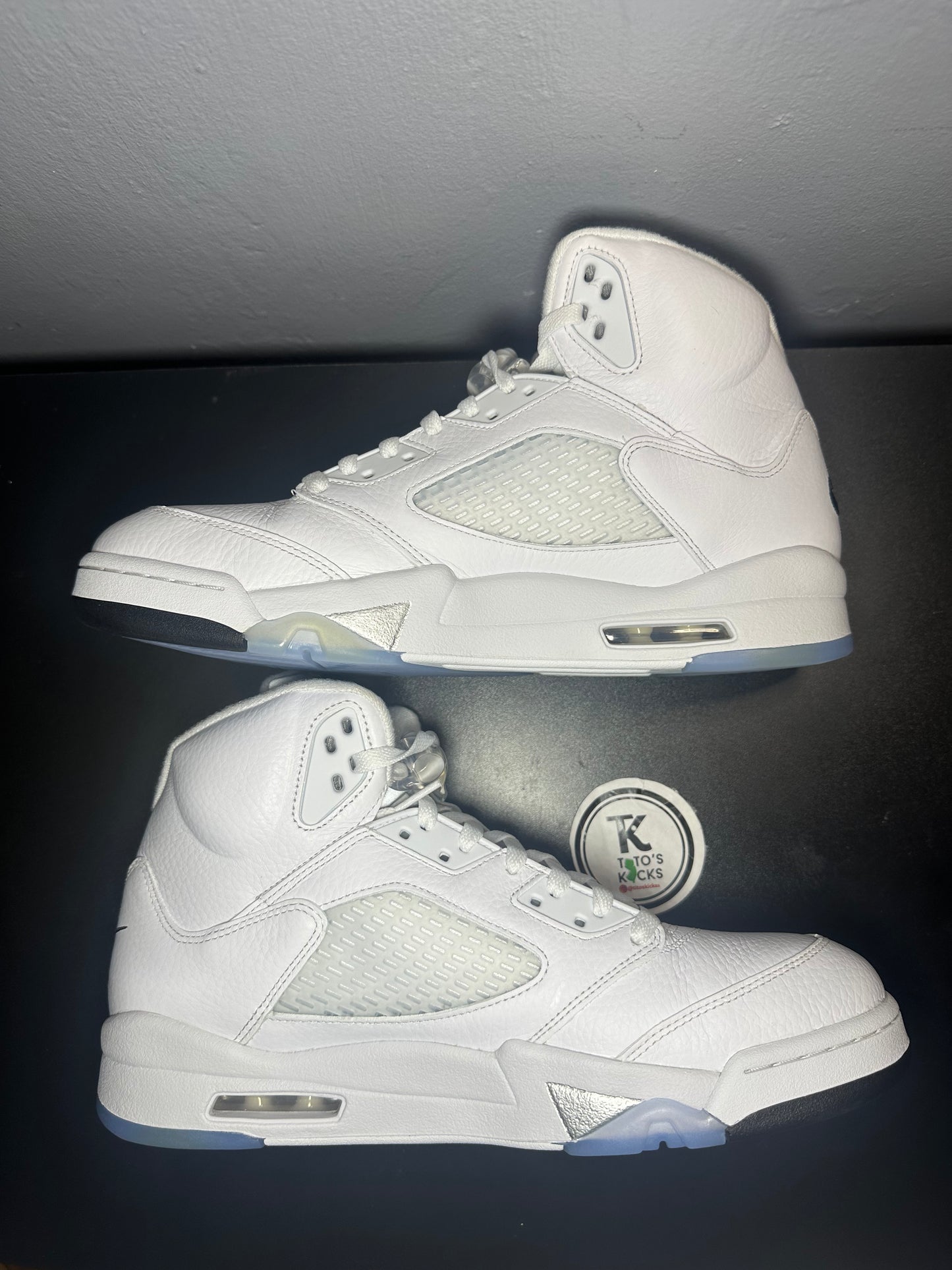 Jordan 5 Retro “White Metallic”